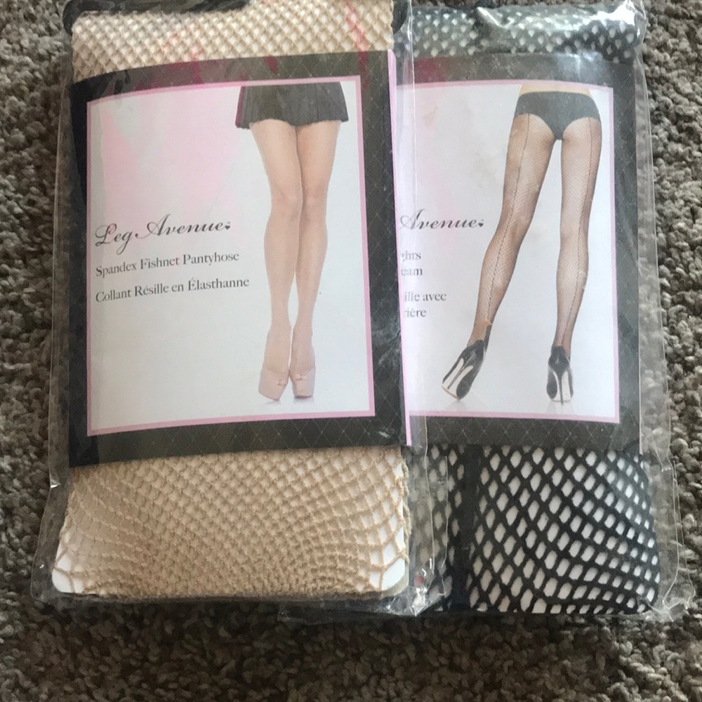2 in 1 pack fishnet tights. Flesh toned & black.